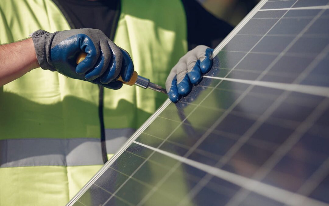 Solar Panel Repair and Replacement