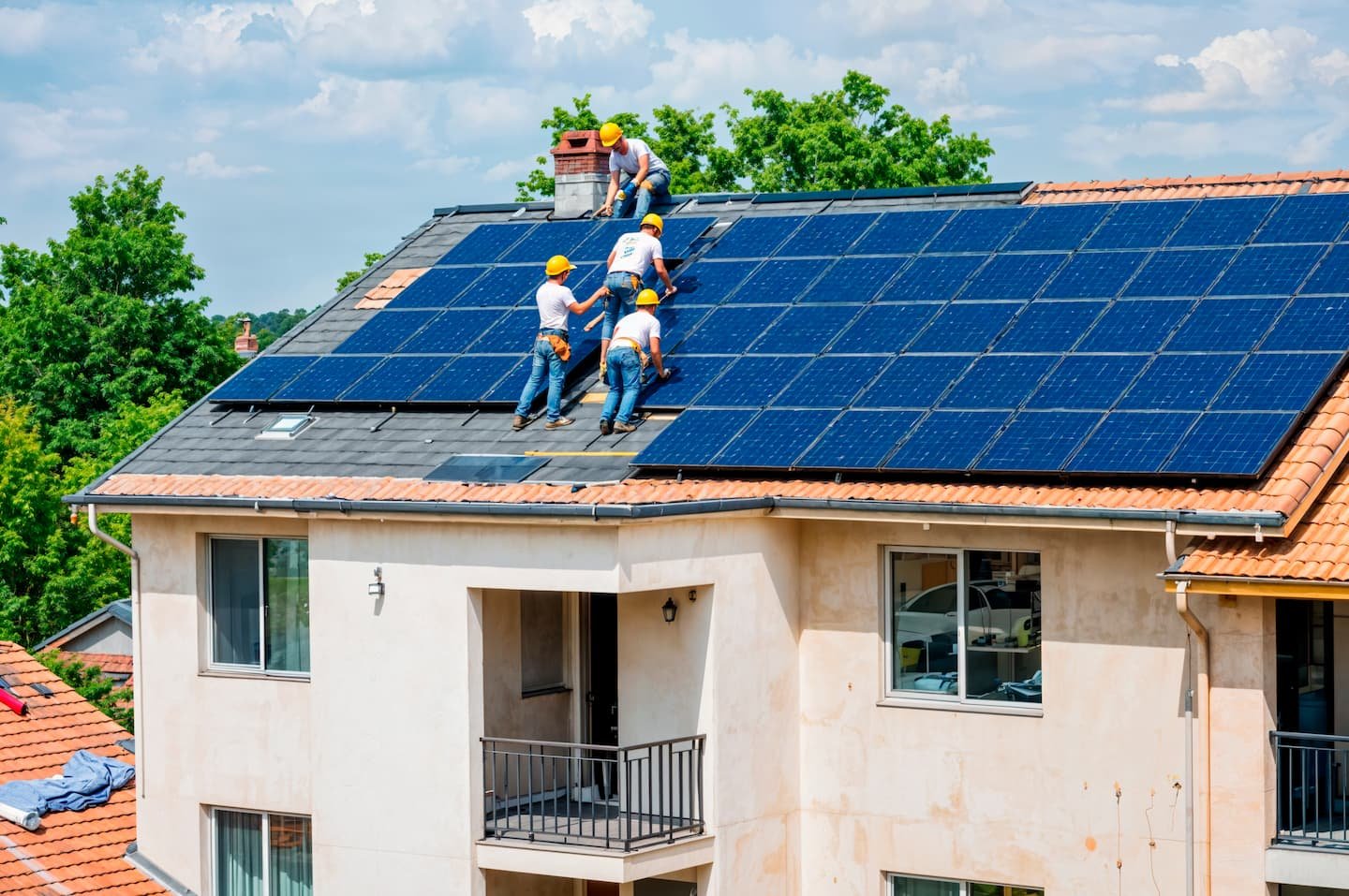 solar-panel-installation-rooftop (5) solar-panel-installation-rooftop (5)
